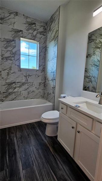 Furnished interior view inside a new home in , Port Charlotte (Image 5).