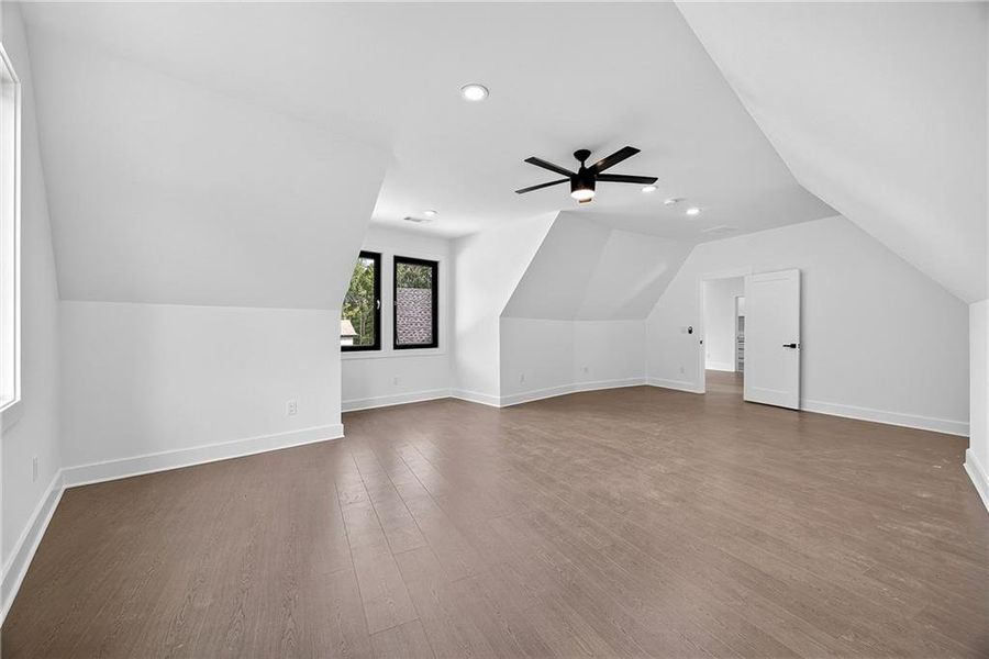 Spacious, unfurnished interior of a new home in , Auburn (Image 33).