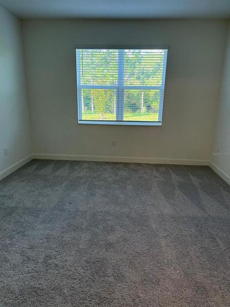 Spacious, unfurnished interior of a new home in , Clermont (Image 16).