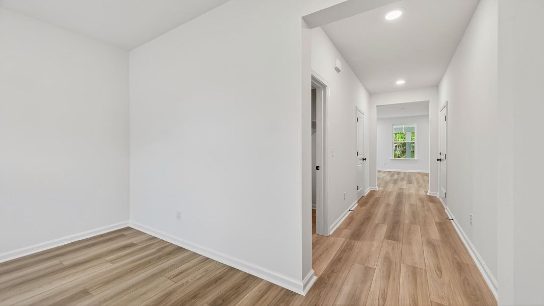 Spacious, unfurnished interior of a new home in Creekside at Andrews, Summerville (Image 14). Spacious, unfurnished interior of a new home in Creekside at Andrews, Summerville (Image 14).