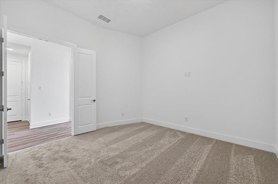 Spacious, unfurnished interior of a new home in Wellington, Haslet (Image 19). Spacious, unfurnished interior of a new home in Wellington, Haslet (Image 19).