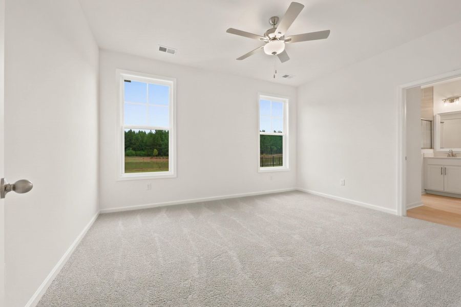 Spacious, unfurnished interior of a new home in Westwood Reserve, Conway (Image 23).