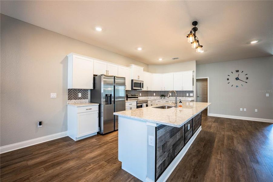 Furnished interior view inside a new home in , Lakeland (Image 34).