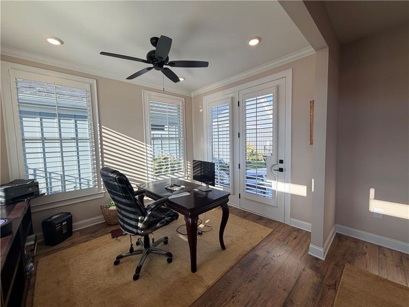Furnished interior view inside a new home in The Courtyards at Bailey Farms, Dacula (Image 99). Furnished interior view inside a new home in The Courtyards at Bailey Farms, Dacula (Image 99).