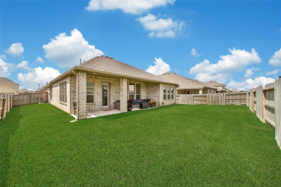 creating your own oasis will be easy with this greenspace