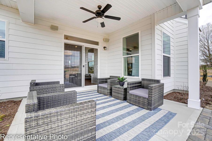 Image 9 of a home in Robinson Oaks.