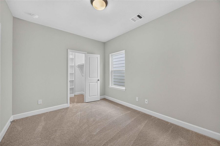 Spacious, unfurnished interior of a new home in , Houston (Image 23).