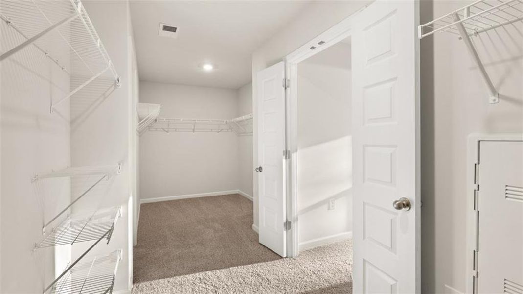 Spacious, unfurnished interior of a new home in Water Oak Estates, Lawrenceville (Image 19).