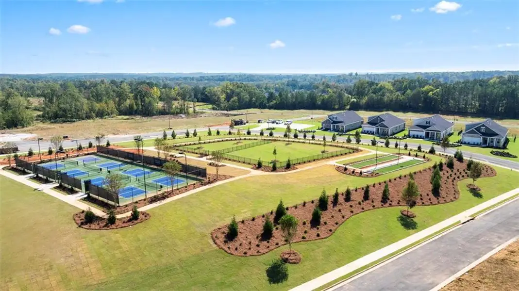 Image 14 of a home in Oak Ridge Meadows.