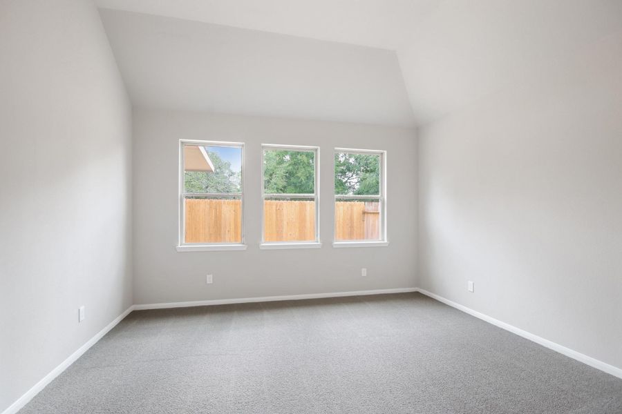 Spacious owner's suite (*Photo not of actual home and used for illustration purposes only.) Spacious owner's suite (*Photo not of actual home and used for illustration purposes only.)