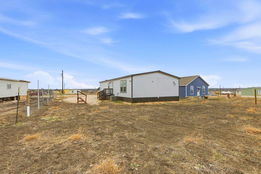 Exterior details and patio area of a home in , Del Valle (Image 22).