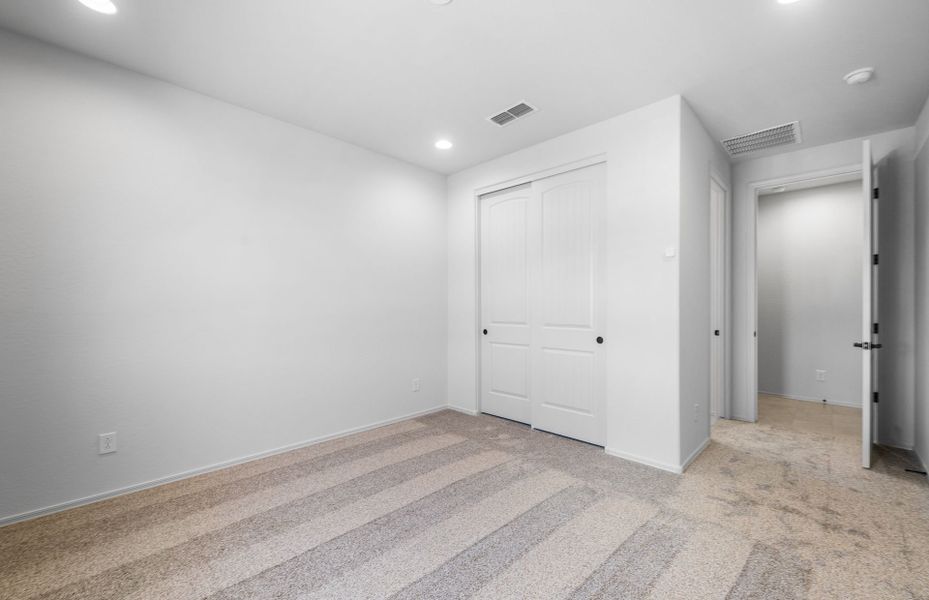 Spacious, unfurnished interior of a new home in Sun City Anthem at Merrill Ranch, Florence (Image 28). Spacious, unfurnished interior of a new home in Sun City Anthem at Merrill Ranch, Florence (Image 28).