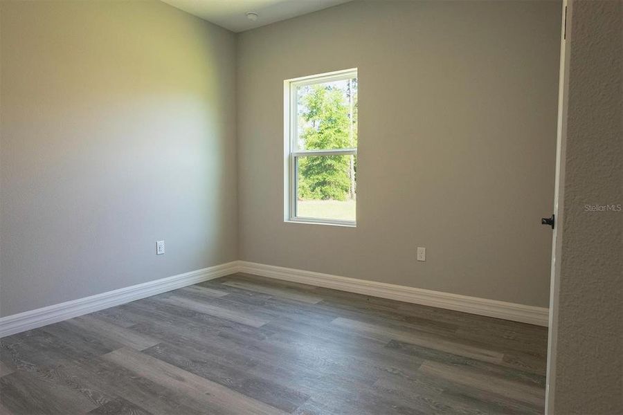 Spacious, unfurnished interior of a new home in , Ocala (Image 23).