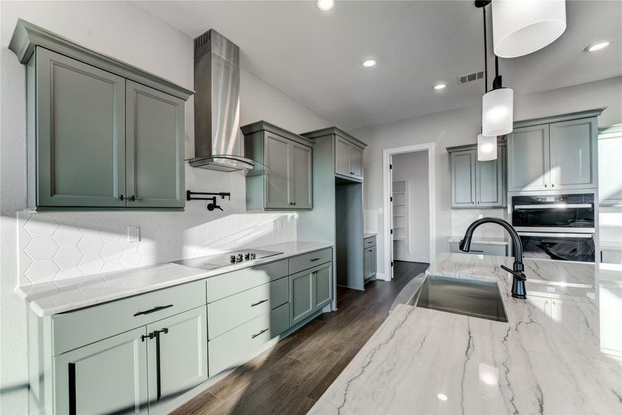Gourmet Kitchen ready family entertainment.