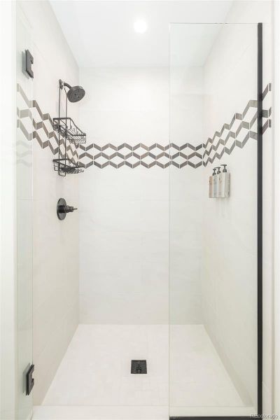 Image 33 of a home in .