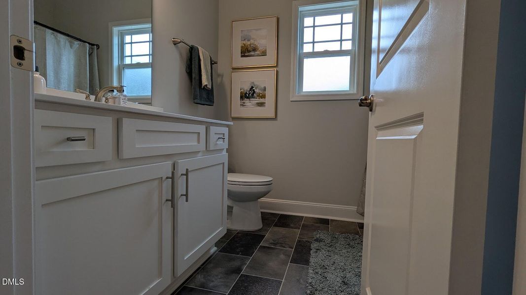 guest bathroom 1-franklinton