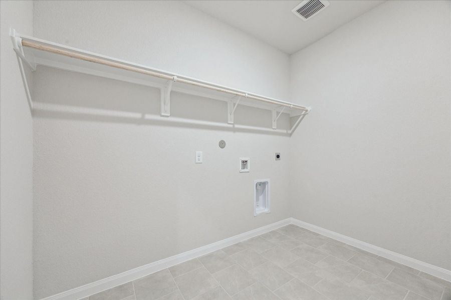 Spacious, unfurnished interior of a new home in Elyson, Katy (Image 27). Spacious, unfurnished interior of a new home in Elyson, Katy (Image 27).