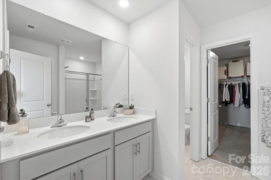 Double sinks make busy mornings easier. Double sinks make busy mornings easier.