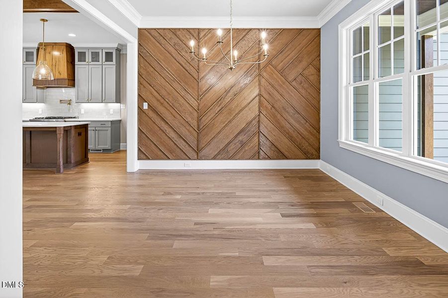 1616 River Bend Ln interior-19