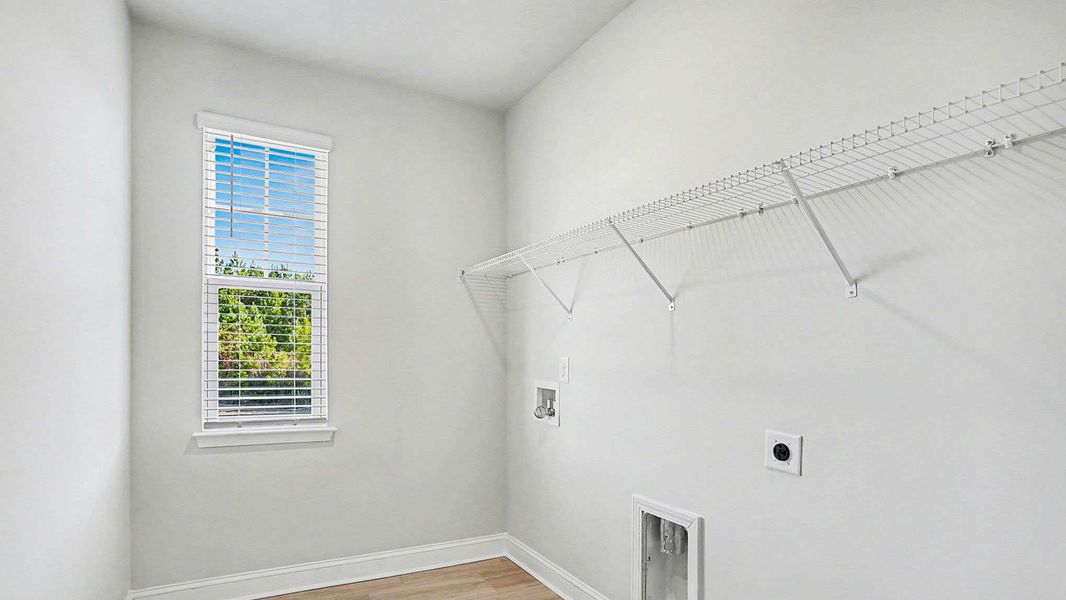 Spacious, unfurnished interior of a new home in Auberon Woods, Conway (Image 12).