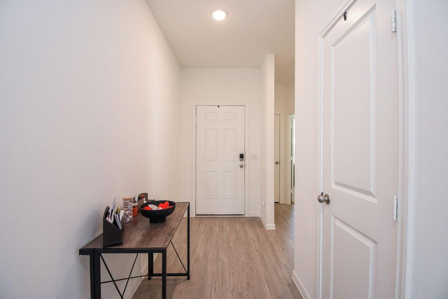 Furnished interior view inside a new home in , Alvin (Image 5).