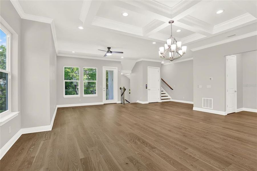 Spacious, unfurnished interior of a new home in , Tampa (Image 25).