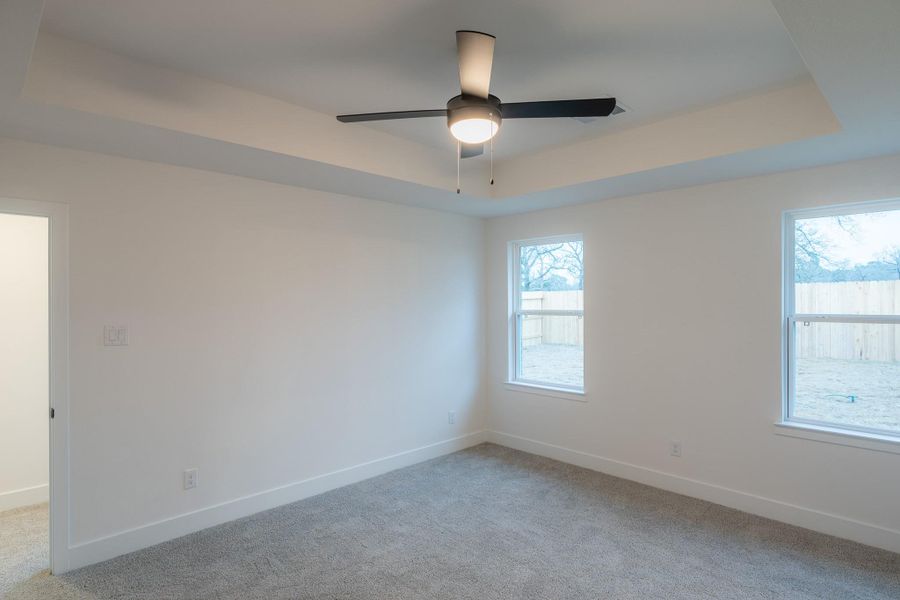 Spacious, unfurnished interior of a new home in , Conroe (Image 16).