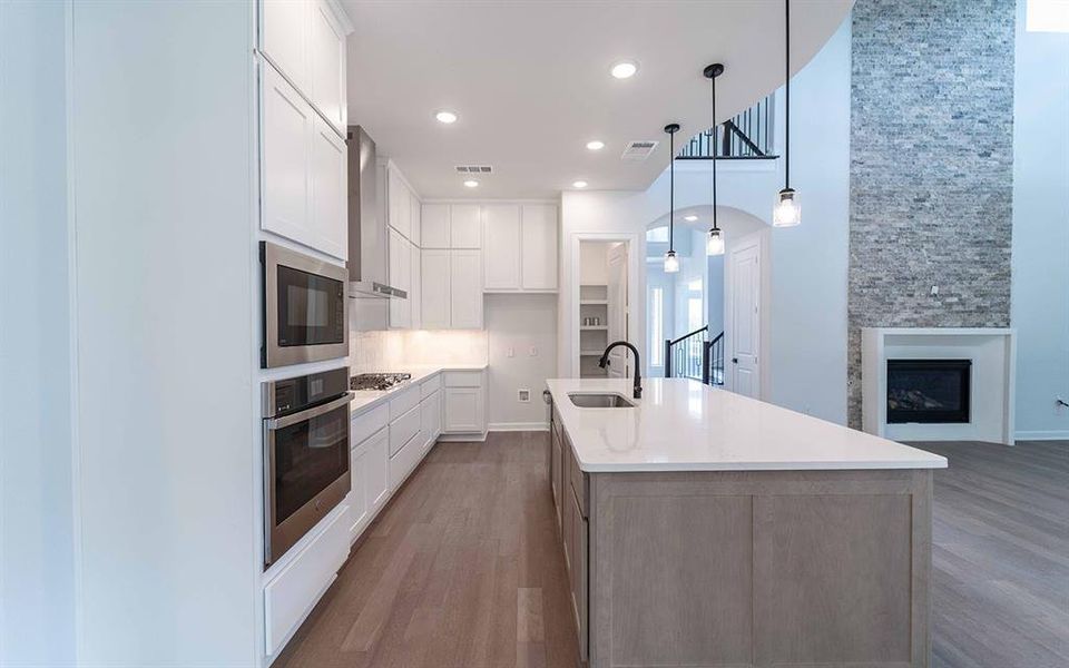 Furnished interior view inside a new home in Heath Golf & Yacht Club, Heath (Image 7).