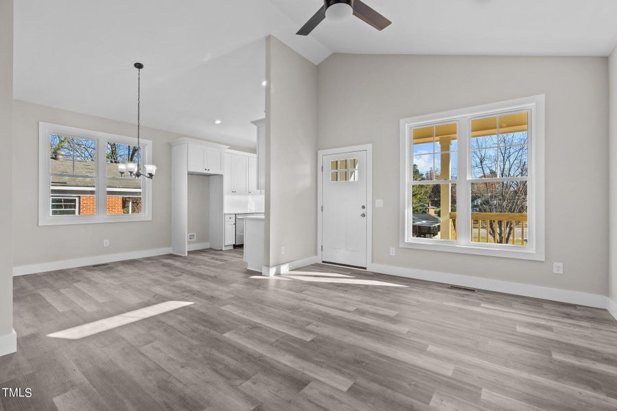 13-web-or-mls-DSC00235 13-web-or-mls-DSC00235