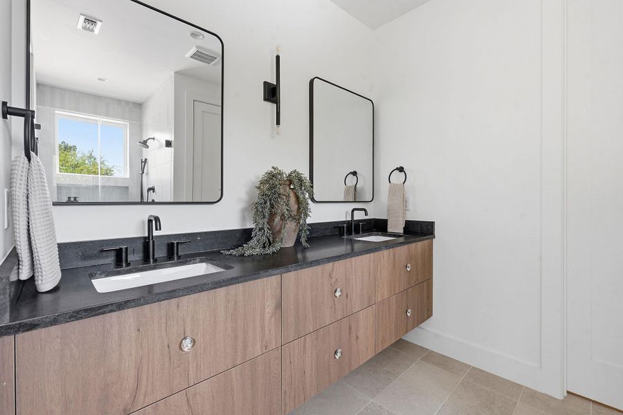 Furnished interior view inside a new home in , Austin (Image 11).