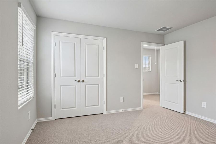 Spacious, unfurnished interior of a new home in Parks at Foster Crossing - Signature Series, Anna (Image 32).