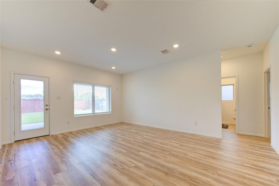 Image 29 of a home in Sunterra: Classic Collection. Image 29 of a home in Sunterra: Classic Collection.