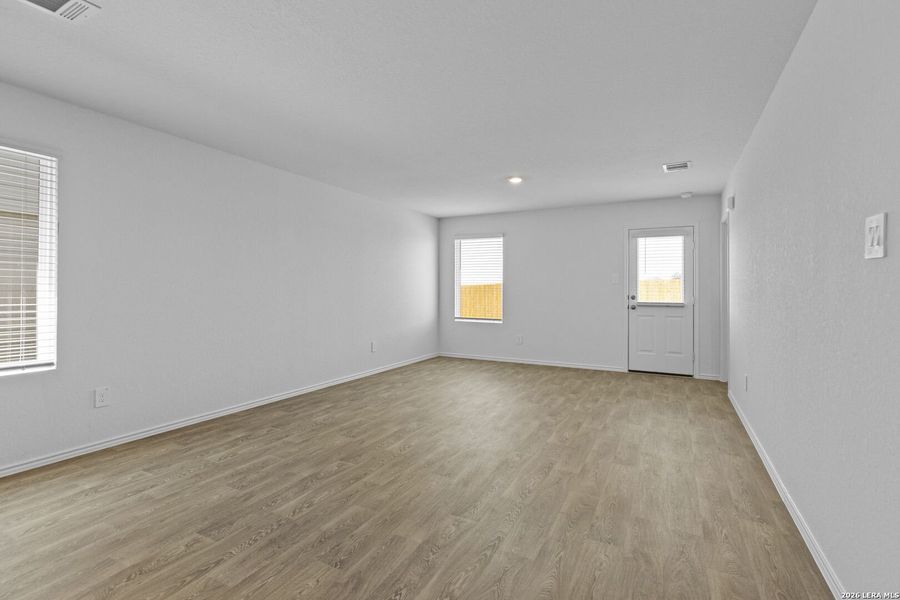 Spacious, unfurnished interior of a new home in Hickory Ridge, Elmendorf (Image 13).