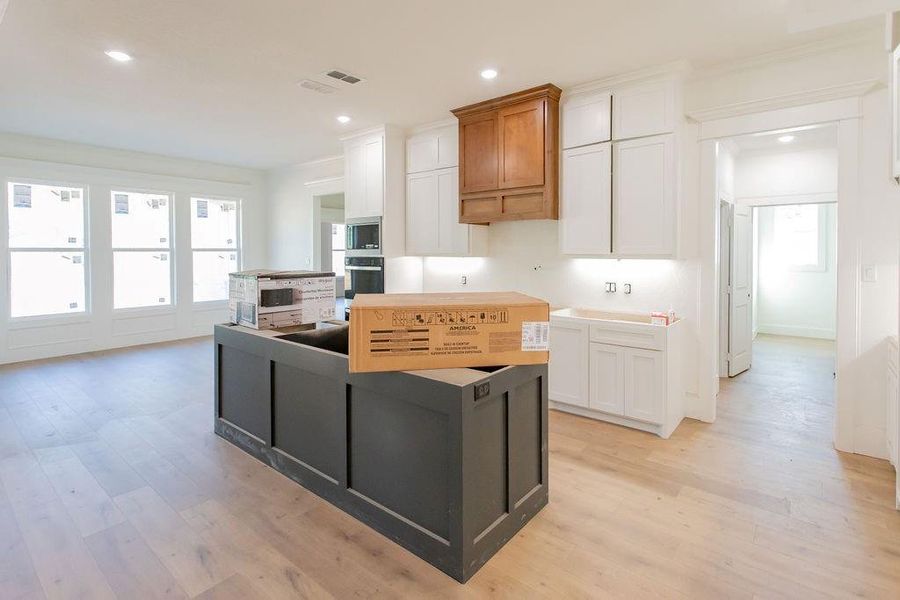 Furnished interior view inside a new home in , Tyler (Image 5).