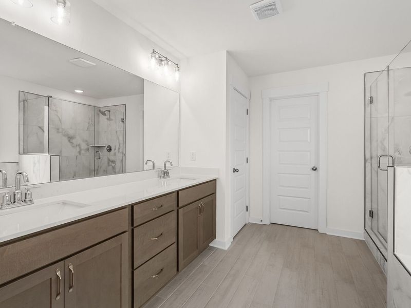 Furnished interior view inside a new home in Benders Cove, Mount Juliet (Image 16).