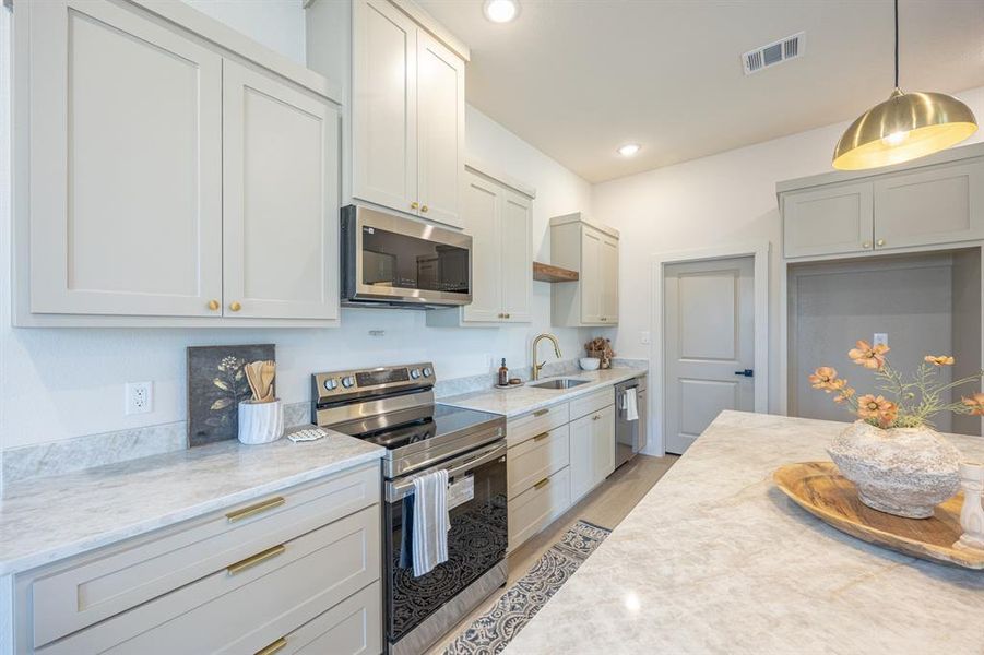 Furnished interior view inside a new home in , Fort Worth (Image 9). Furnished interior view inside a new home in , Fort Worth (Image 9).
