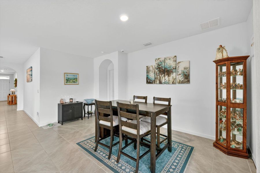 Image 33 of a home in .