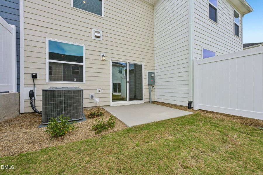34-web-or-mls-Chrys St-S0205-034