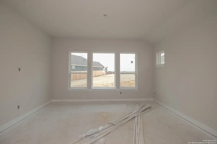 Spacious, unfurnished interior of a new home in , San Antonio (Image 5). Spacious, unfurnished interior of a new home in , San Antonio (Image 5).
