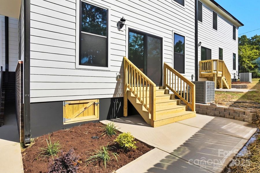 Front exterior of a new home in , Charlotte, NC, highlighting curb appeal (Image 25).