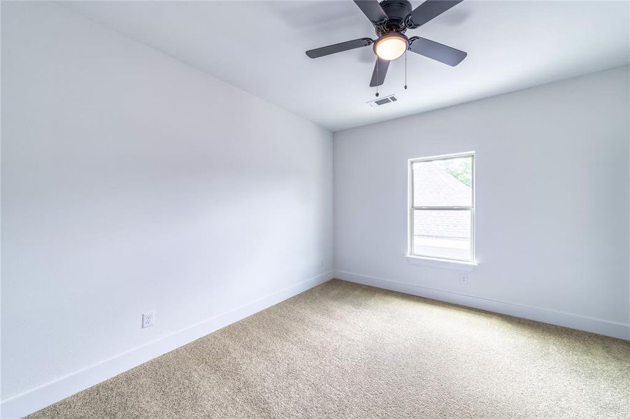 Spacious, unfurnished interior of a new home in , Fort Worth (Image 18).