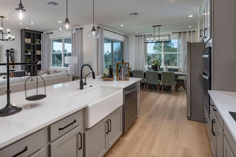 Modern Open-Concept Kitchen in Central Florida Home