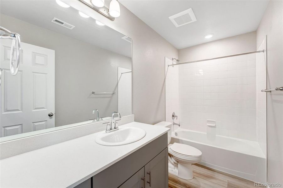 Furnished interior view inside a new home in , Broomfield (Image 8).