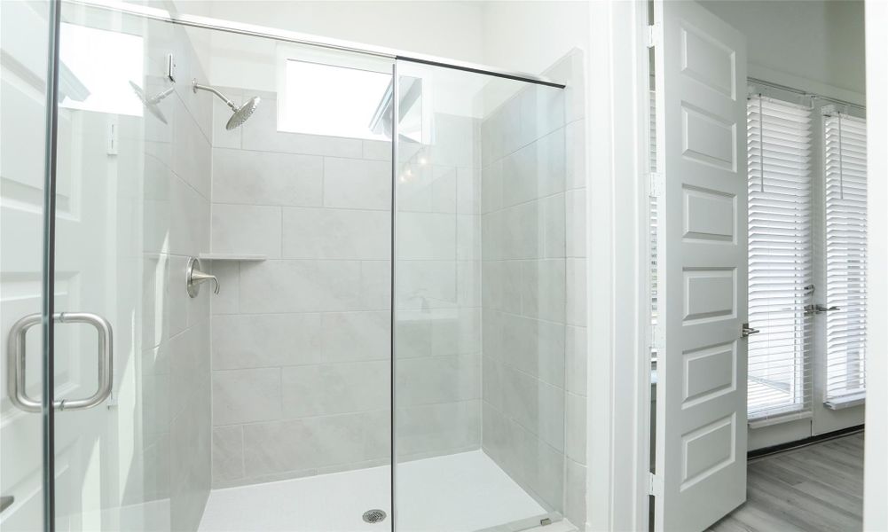 Furnished interior view inside a new home in Independence Heights, Houston (Image 12).