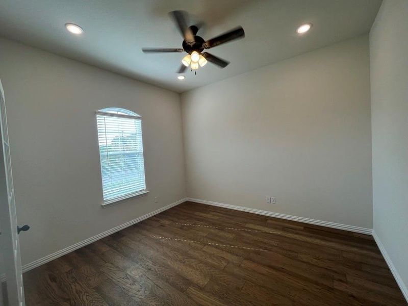 Image 10 of a home in Morningstar.