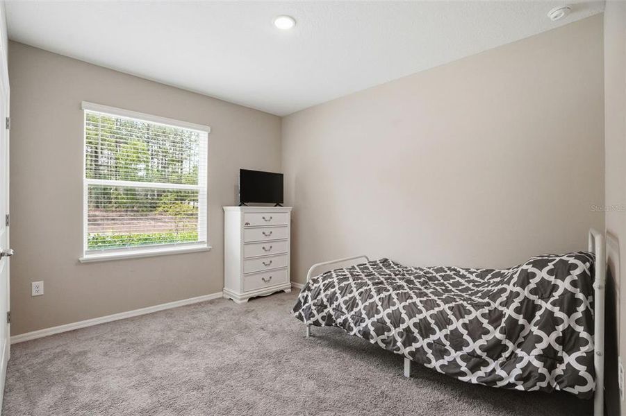 Spacious, unfurnished interior of a new home in , Homosassa (Image 24).