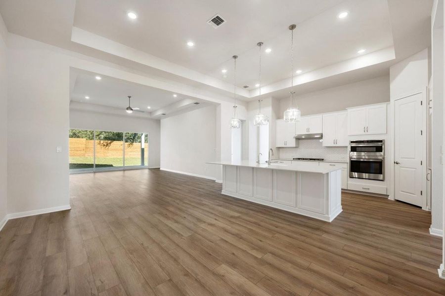 For representation purposes only. Options and layout may vary by community and home plan. For representation purposes only. Options and layout may vary by community and home plan.