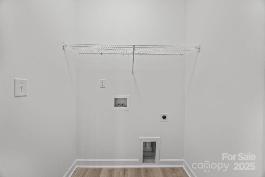 Spacious, unfurnished interior of a new home in , Gastonia (Image 8).