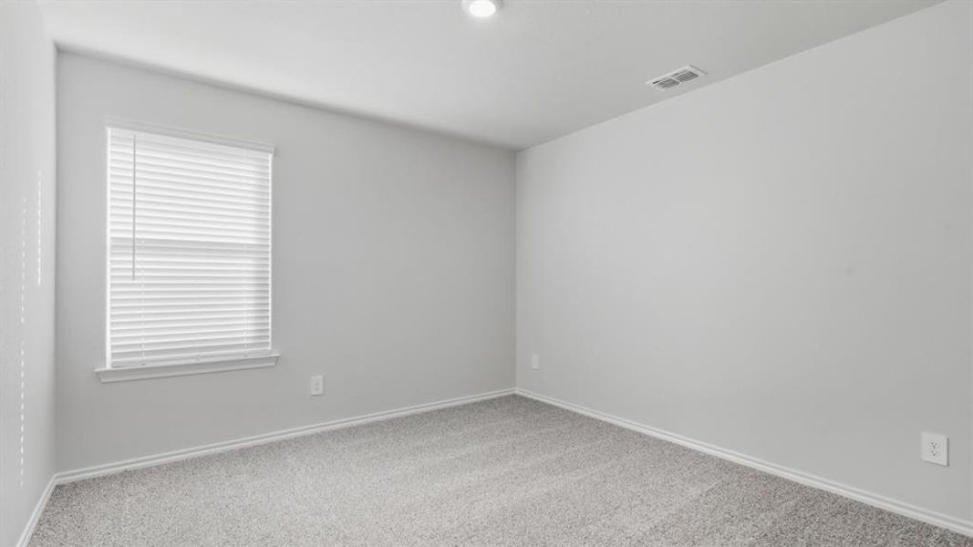 Spacious, unfurnished interior of a new home in , Fort Worth (Image 16).