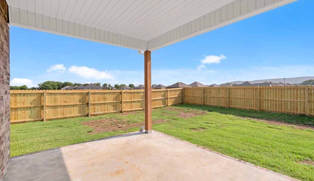 Representative exterior details of a home built from the Huntsville by D.R. Horton in The Islands, Beech Island (Image 3).